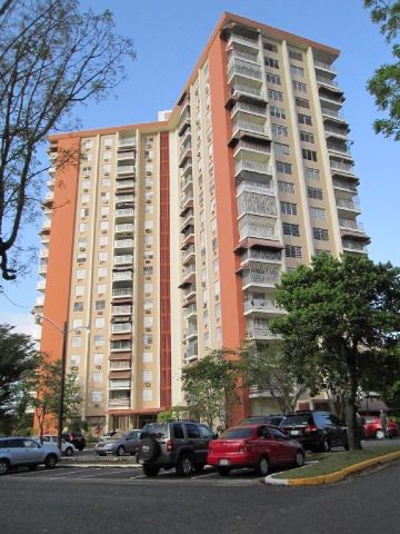 Cond Concordia Gdns 1 Calle Livorna Apt 9d, San Juan, PR 00924