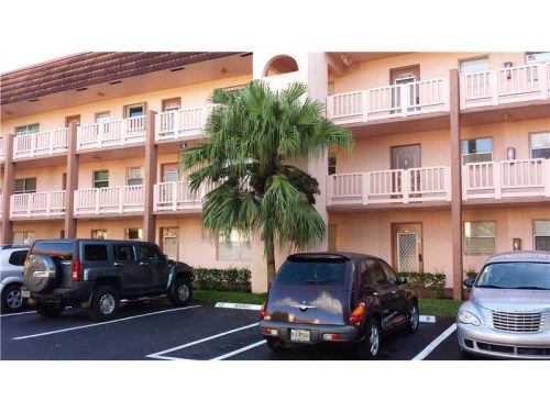 9601 SUNRISE LAKES BL # 106, Fort Lauderdale, FL 33322