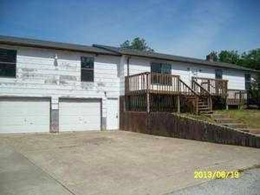 Tri Lakes Rd, Humansville, MO 65674