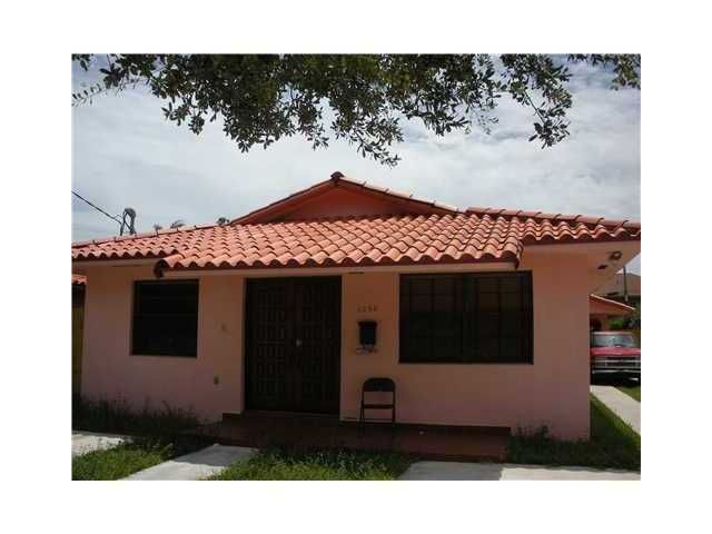 3250 SW 23 ST, Miami, FL 33145