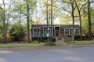 1825 Chandamont Cir, Pelham, AL 35124