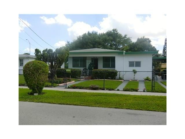 3210 NW 49 ST, Miami, FL 33142