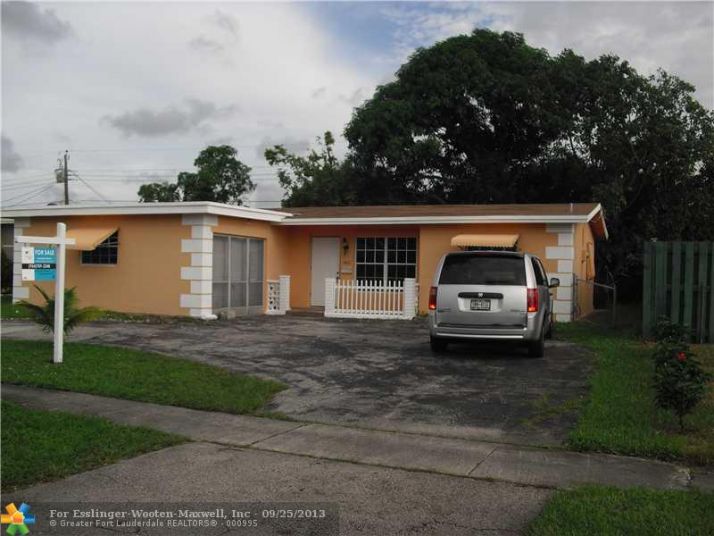 6831 NW 25TH ST, Fort Lauderdale, FL 33313