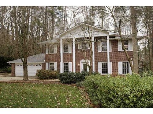 330 Knoll Woods Terrace, Roswell, GA 30075