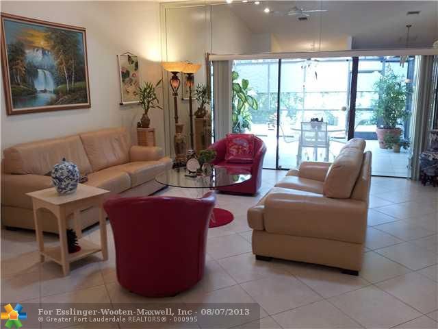 8606 NW 83RD ST, Fort Lauderdale, FL 33321