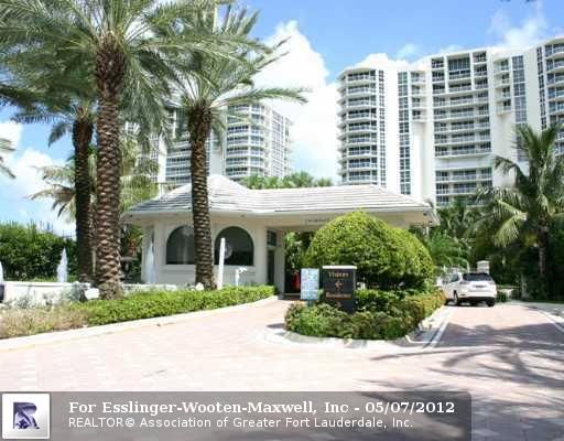 6051 N Ocean Dr # 305, Hollywood, FL 33019