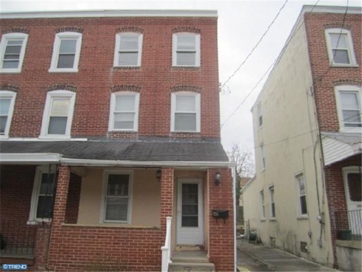 238 Hurst St, Bridgeport, PA 19405