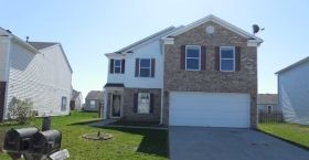 8194 S Firefly Dr, Pendleton, IN 46064