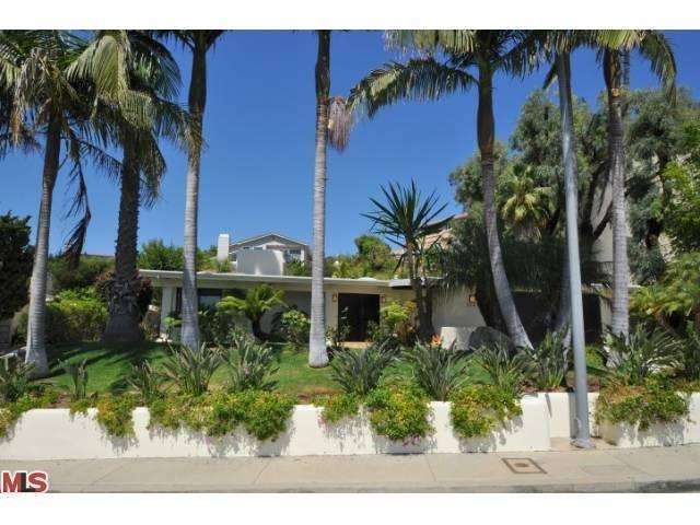 1341 Charmel Pl, Pacific Palisades, CA 90272