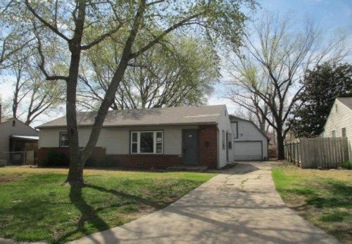 117 E Williams St, Derby, KS 67037