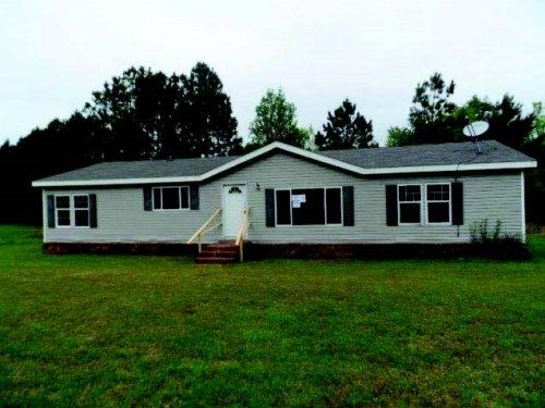 648 Sandy Road, Baxley, GA 31513