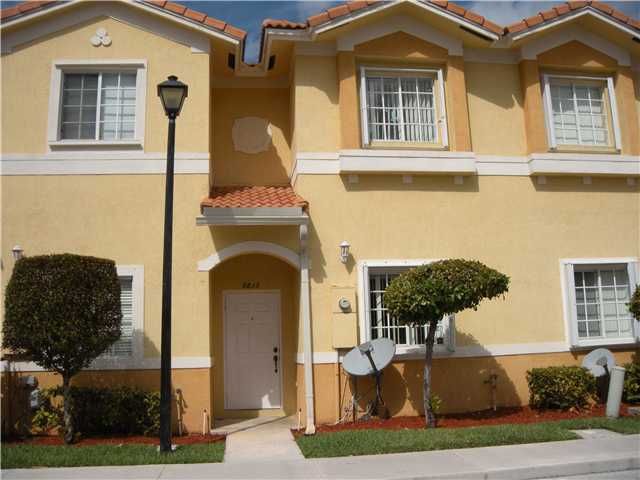 8813 S ISLES CR # 8813, Fort Lauderdale, FL 33321