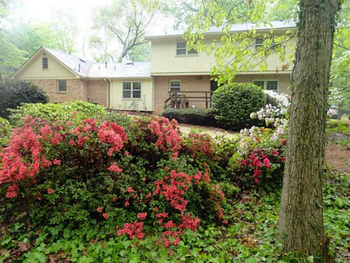 671 Mountainbrooke Circle, Stone Mountain, GA 30087