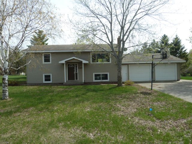 541 Othmar Ln, Rockville, MN 56369