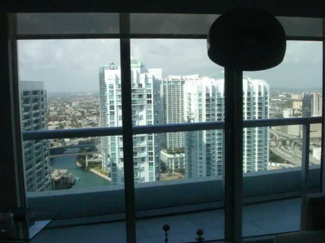 485 BRICKELL AV # 4106, Miami, FL 33131