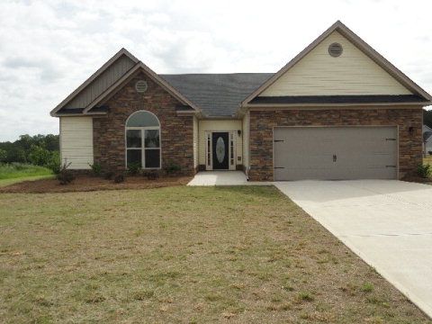 112 Old Glory Way, Fort Mitchell, AL 36856