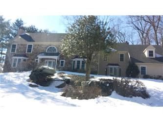 2219 Deerfield Dr, Media, PA 19063