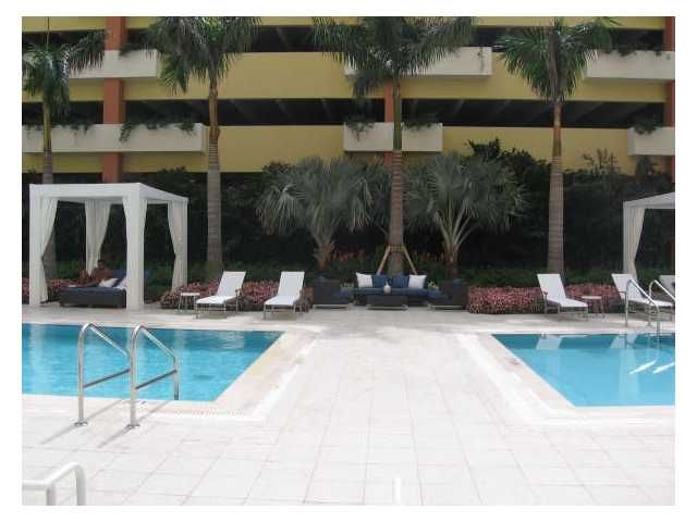 2775 NE 187 ST # 401, Miami, FL 33180