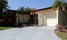 6210 WHITE OAK LN Fort Lauderdale, FL 33319