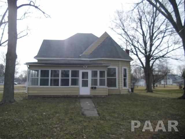 402 Broadway, Manito, IL 61546