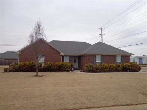 2355 Camden Cove E, Muscle Shoals, AL 35661