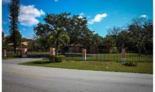 6801 SW 102 AV Miami, FL 33173