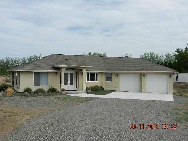 710 Lakeside Way N, Mattawa, WA 99349