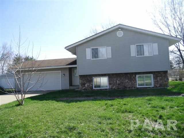 200 Margaret St, Green Valley, IL 61534