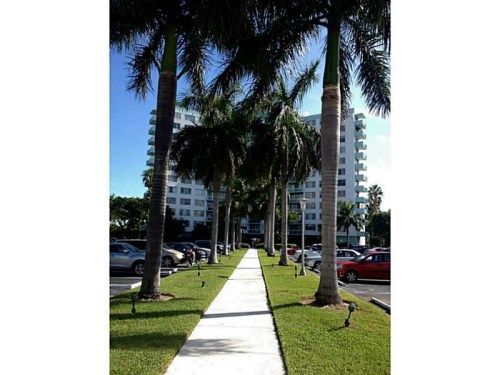 3301 NE 5 AV # 804, Miami, FL 33137