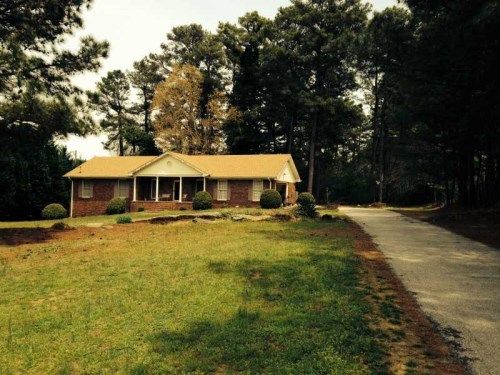 3744 Rosebud Road, Loganville, GA 30052