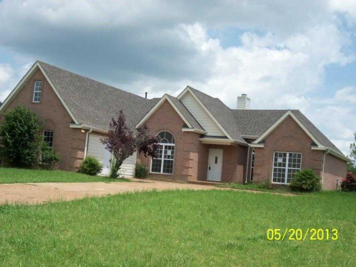 32 American River Dr, Lake Cormorant, MS 38641