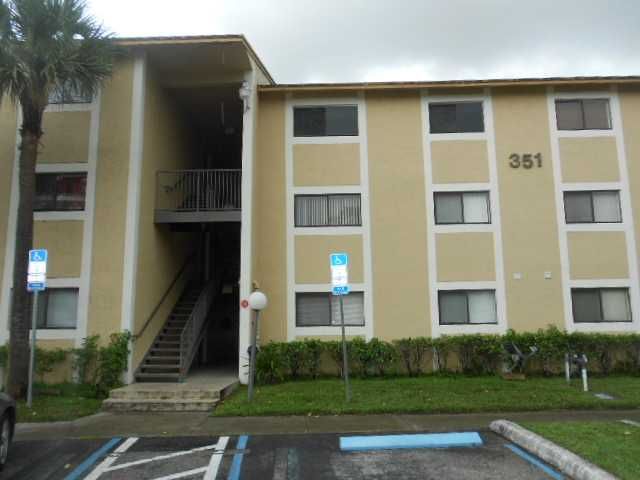 351 Palm Way Apt 203, Hollywood, FL 33025