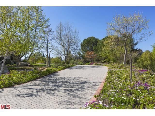 1665 Encinal Canyon Rd, Malibu, CA 90265