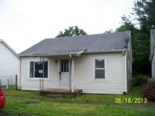 E 215 2nd St, Bainbridge, OH 45612