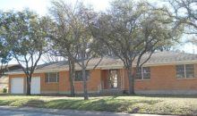 1212 N Davis St West, TX 76691