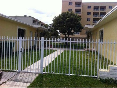 600 SW 36 CT # FRONT, Miami, FL 33135