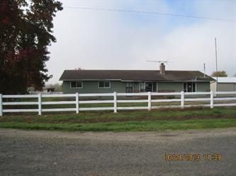 36243 S Meadow Ct, Molalla, OR 97038