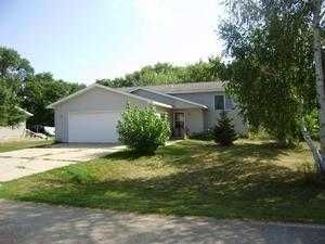 321 2nd Ave Nw, Rothsay, MN 56579