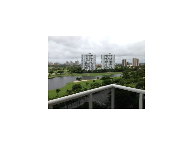 3625 N Country Club Dr # 1404, Miami, FL 33180