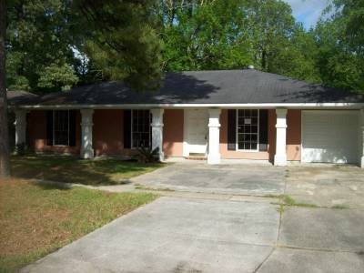 3226 Quebec Dr, Baton Rouge, LA 70819