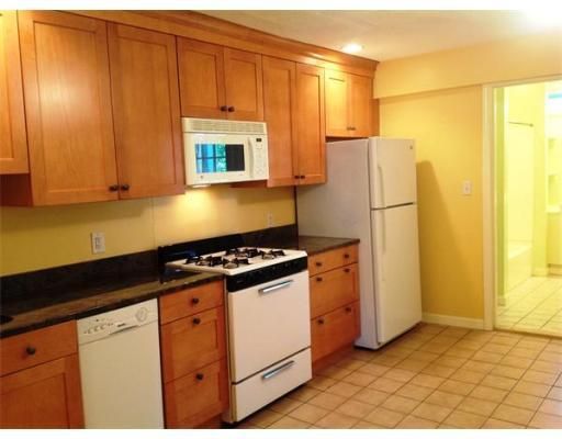 20 Bremen St #3, Boston, MA 02128