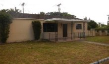 1825 SW 67 CT Miami, FL 33155