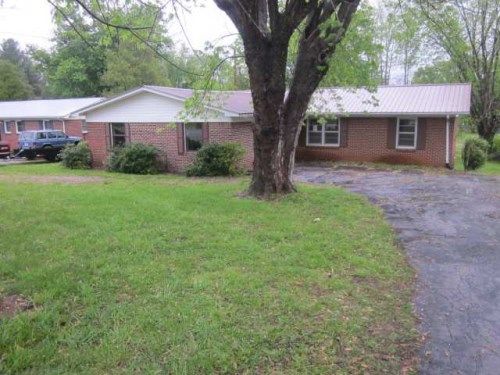 409 Clark Blvd, Mc Minnville, TN 37110