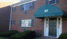 37 Robbins Ln Apt D Rocky Hill, CT 06067