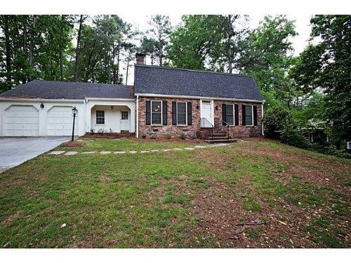 2462 Williamswood Court, Decatur, GA 30033