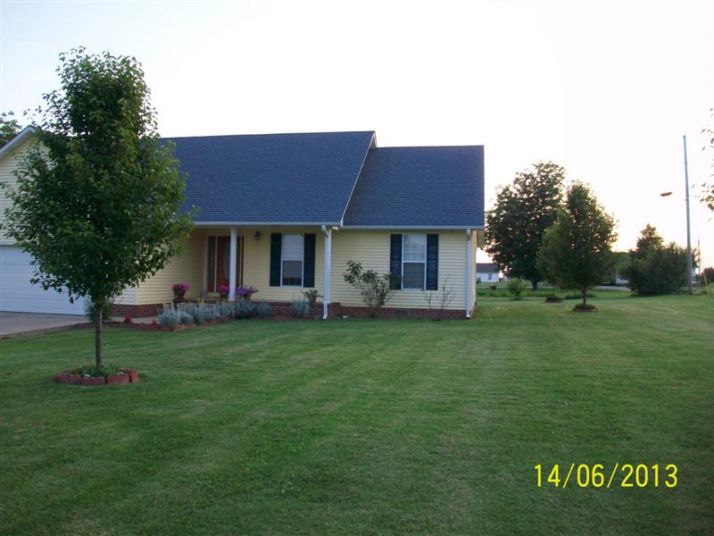 609 N 4th St, Marmaduke, AR 72443