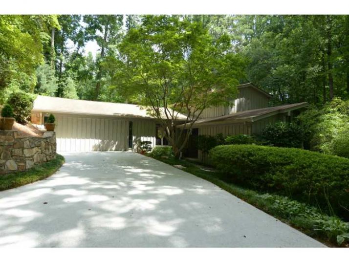 1394 Valley View Road, Atlanta, GA 30338