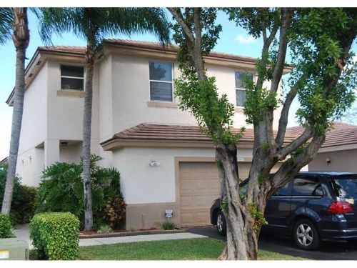 6885 NW 69 CT, Fort Lauderdale, FL 33321