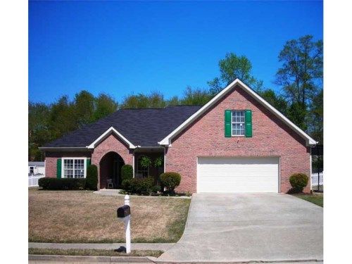 2211 Vintage Oaks Drive, Loganville, GA 30052