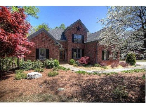 923 Lakemere Crest, Suwanee, GA 30024